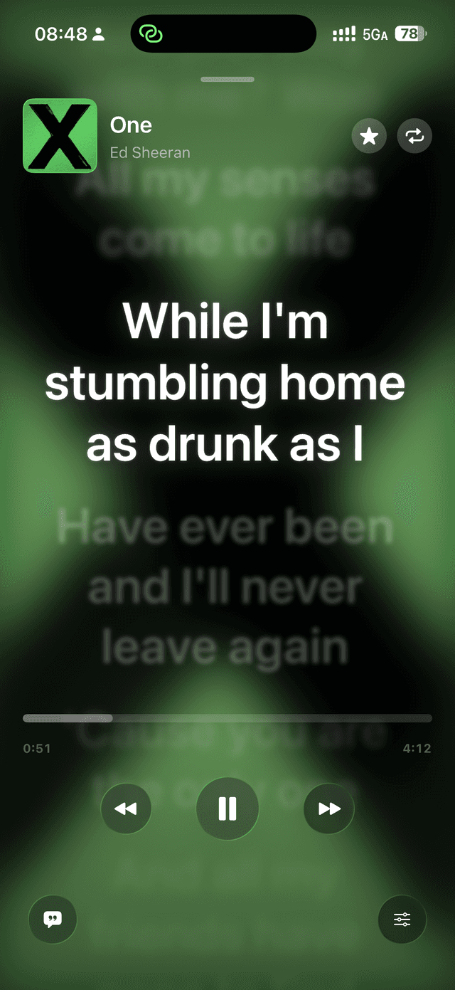 Dynamic lyrics background 4